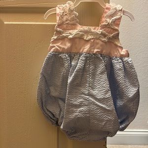 Beaufort Bonnet pink and blue seersucker bubble suit